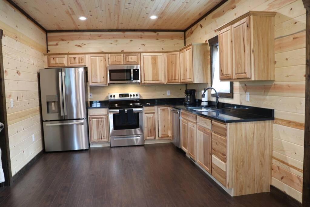 Chalet Village- Amazing Mountain Views - Piney Butt Place Gatlinburg Esterno foto
