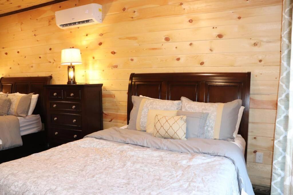 Chalet Village- Amazing Mountain Views - Piney Butt Place Gatlinburg Esterno foto