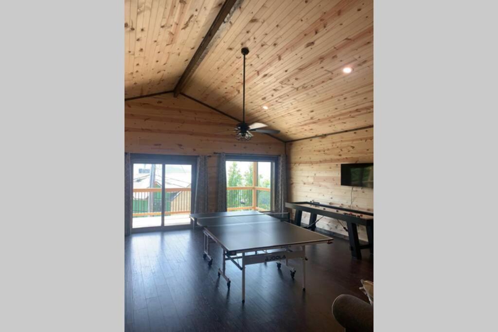 Chalet Village- Amazing Mountain Views - Piney Butt Place Gatlinburg Esterno foto